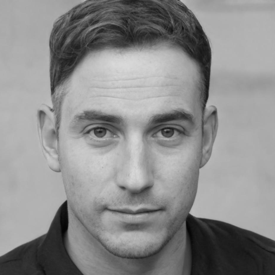 Instructor de finanzas personales en Caelunetra